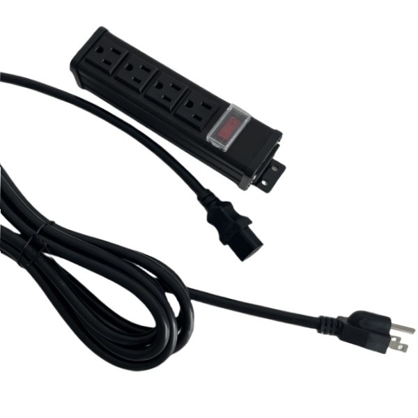 Capacité de sortie 15A 125V 4 prise US avec service OEM en option, unité de protection de la coque métallique, bande de alimentation
